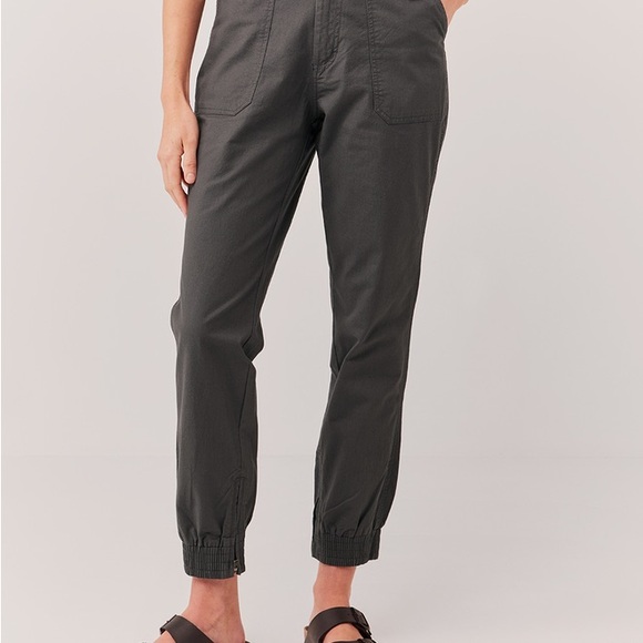 Pact Twill Joggers NWT size Medium storm gray - Picture 3 of 3